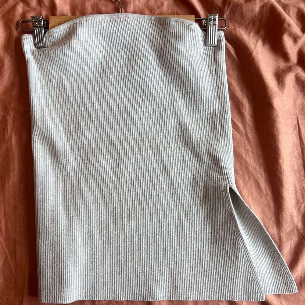Aritzia Gray Asymmetrical Pencil Top